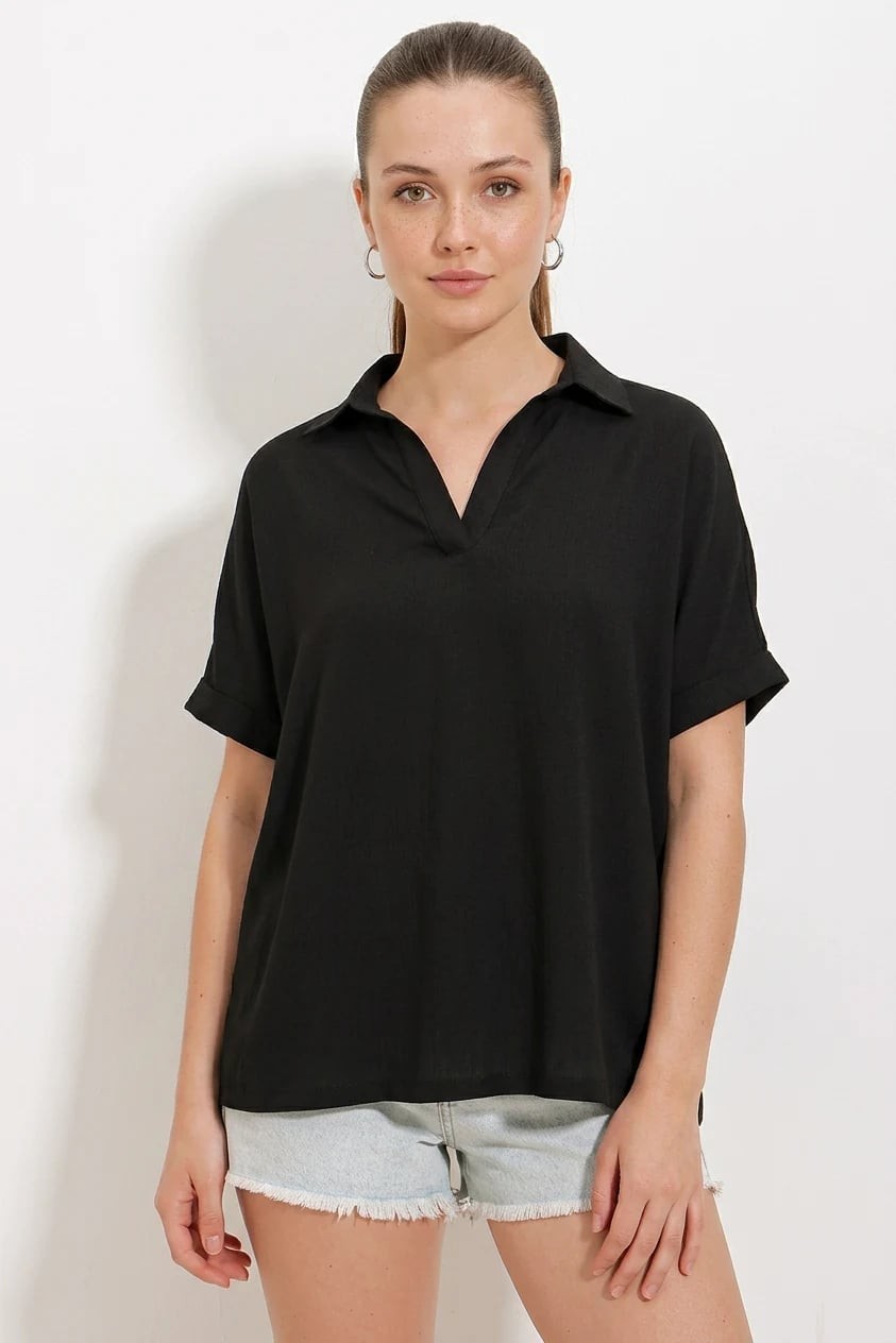  Kadın Polo Yaka Kısa Kol Oversize Siyah Bluz 