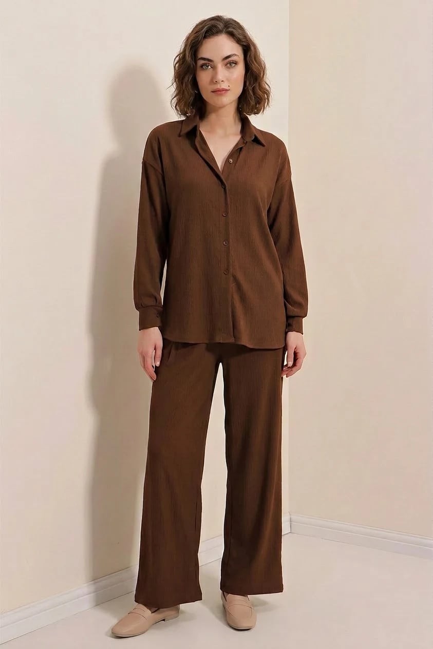  Kadın Gömlek Yaka Düğmeli Oversize Kahverengi İkili Takım 