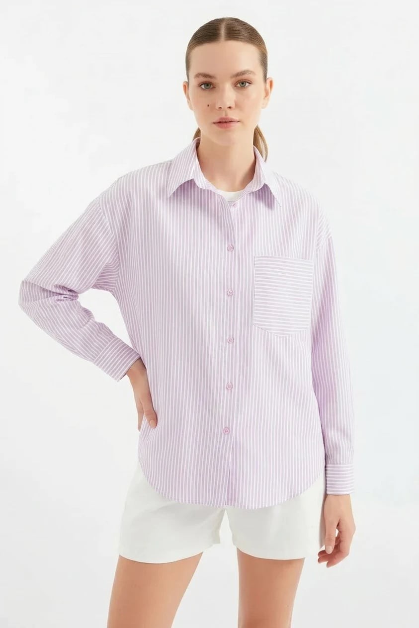 Kadın Tek Cepli Oversize Kesim Çizgili Pamuklu Pembe Gömlek 