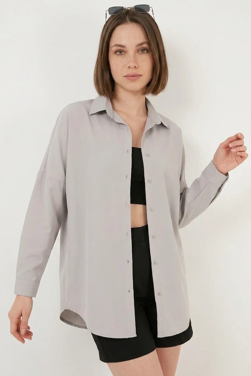 Kadın Oversize Kesim Basic Pamuklu Açık Gri Gömlek